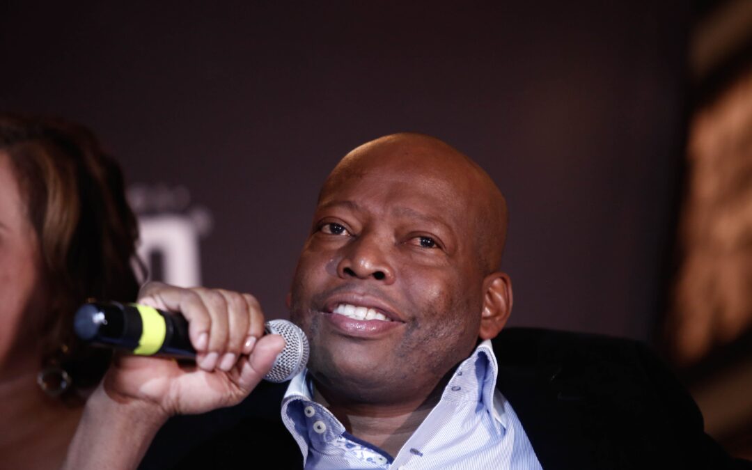 Tino Asprilla estaría cerca de invertir en equipo tradicional del fútbol colombiano