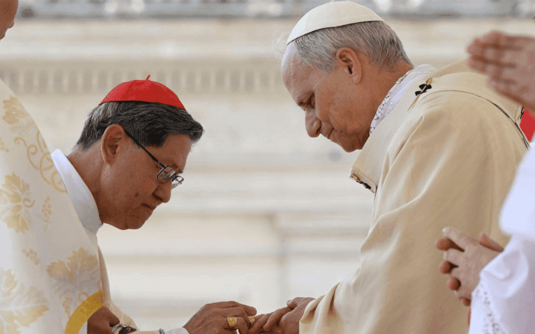 León XIV emprende su pontificado con un llamamiento a la paz en el mundo y a la unidad