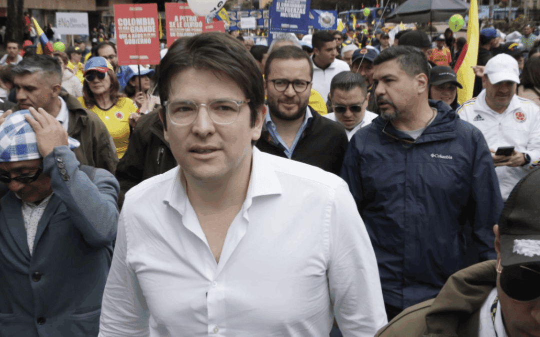 Hieren con arma de fuego al aspirante presidencial colombiano Miguel Uribe Turbay
