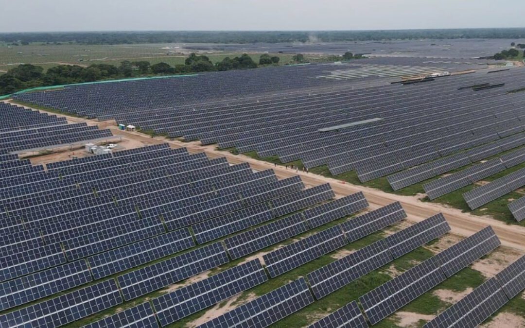 ¿Dónde está el panel solar más grande de Colombia?