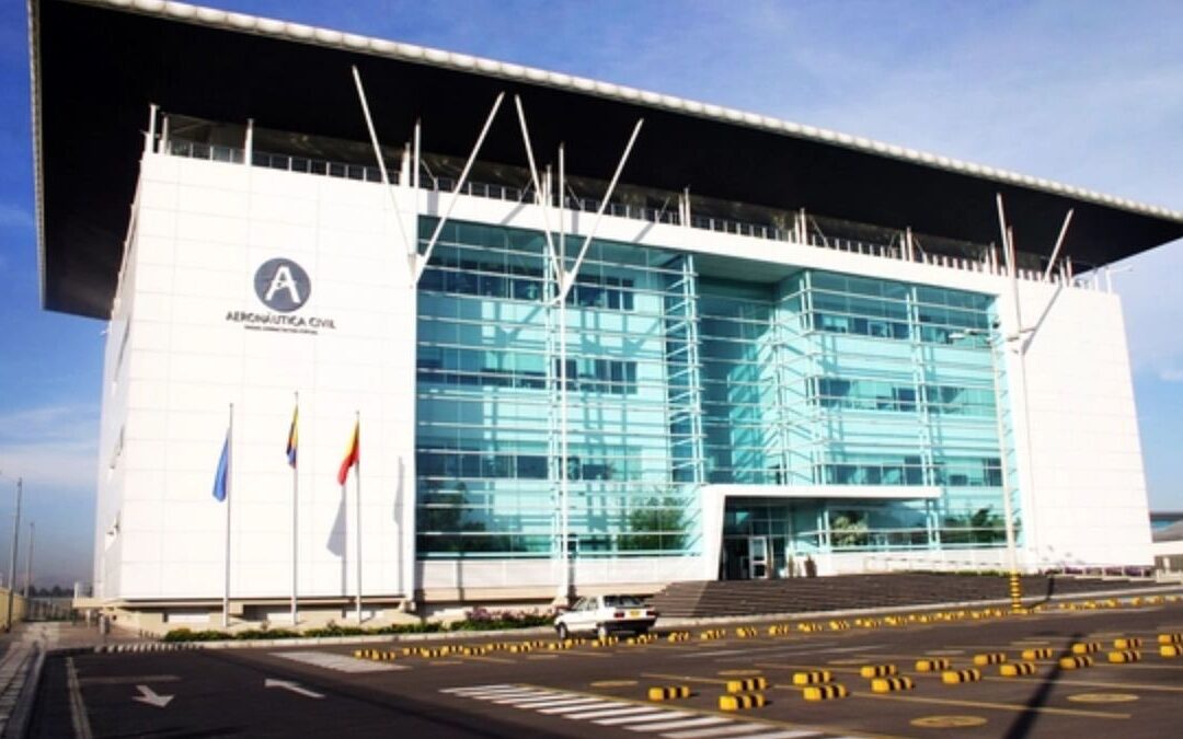 CAF aprueba primer crédito a la Aeronáutica Civil para mejorar la seguridad aérea en Colombia
