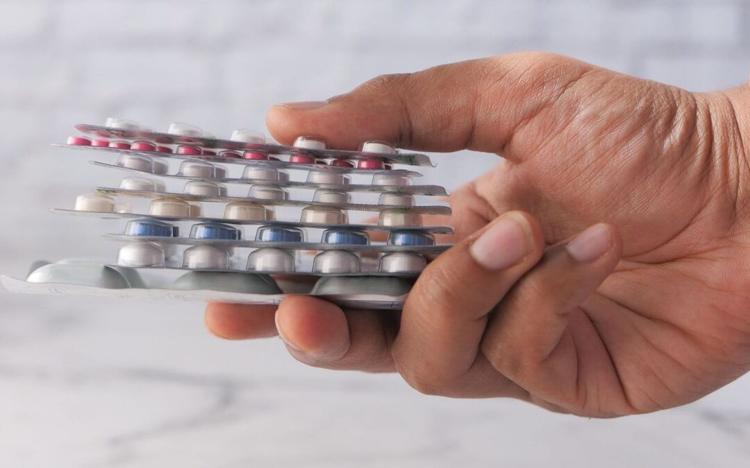 “La responsabilidad principal es del Gobierno”: Defensoría del Pueblo sobre crisis de medicamentos en Colombia