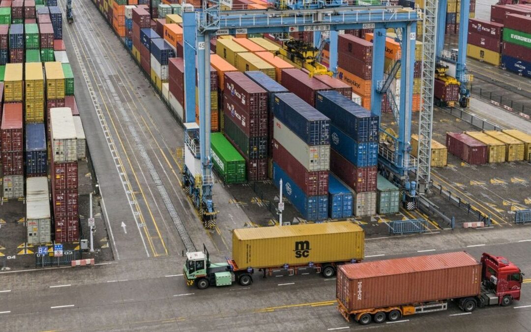 ¿Qué productos agricolas, además del café, quedaron sin arancel en EE. UU. y cómo favorece a Colombia?