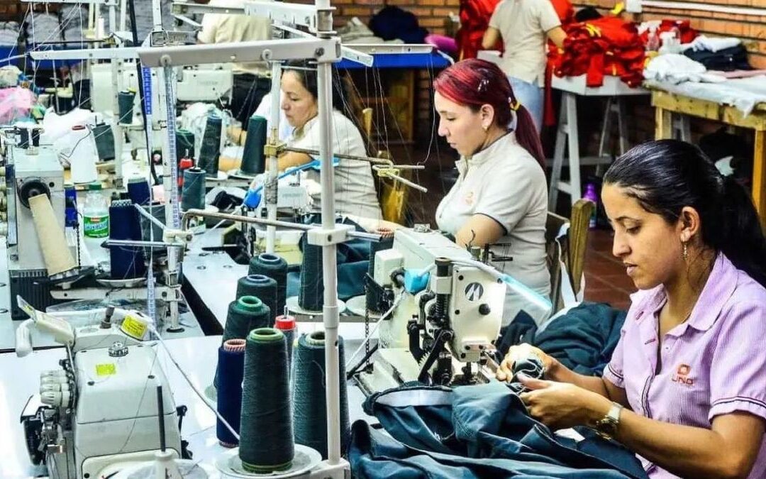 Gobierno reduce a 0% arancel de materias primas para confecciones y calzado