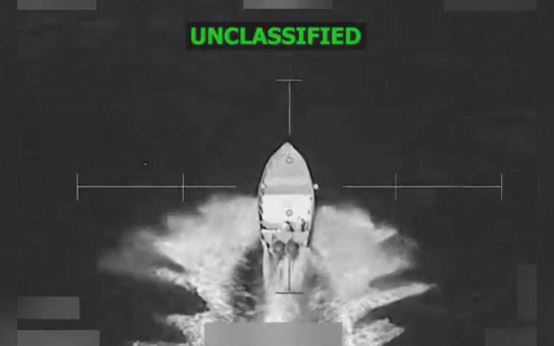 Más de 30 lanchas hundidas y unos cien muertos dejan ataques de EE. UU. en el Caribe y el Pacífico