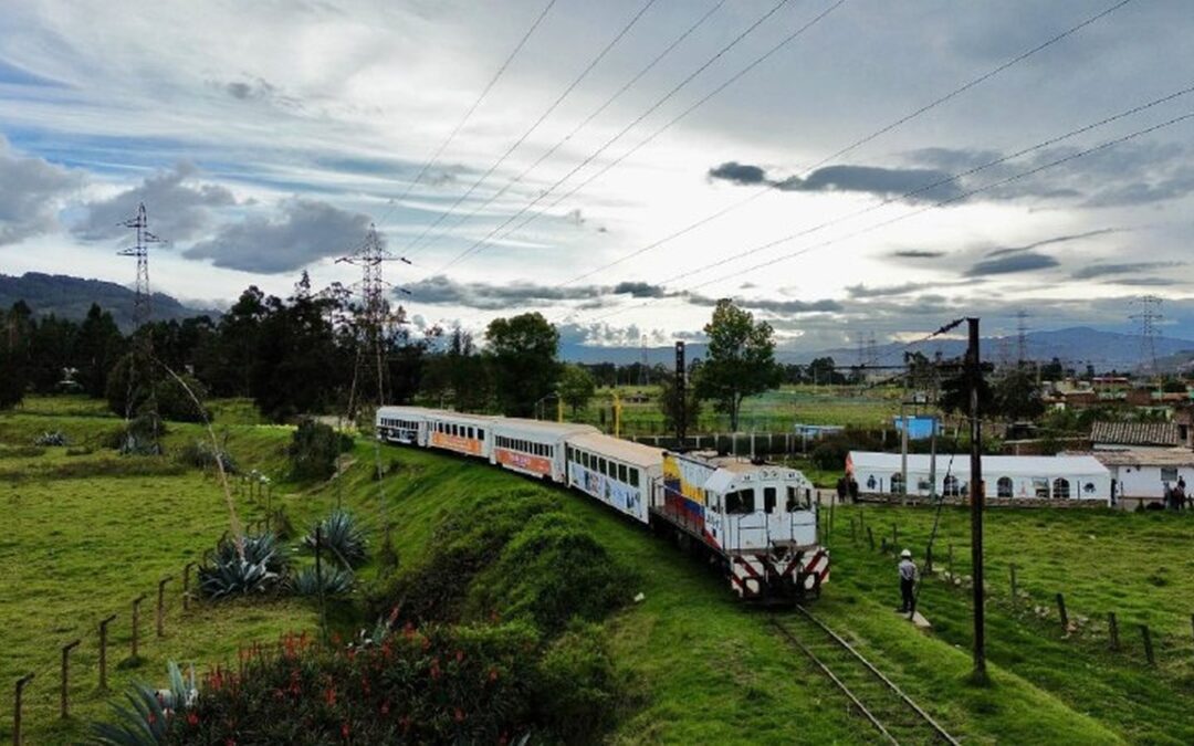 La ruta que te conecta con la Santoto Tunja, un viaje lleno de alegría en el Tren de la Vida y la Esperanza