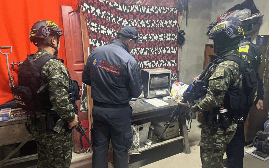 En Berbeo fue desmantelada una fábrica clandestina de moneda falsa extranjera y nacional