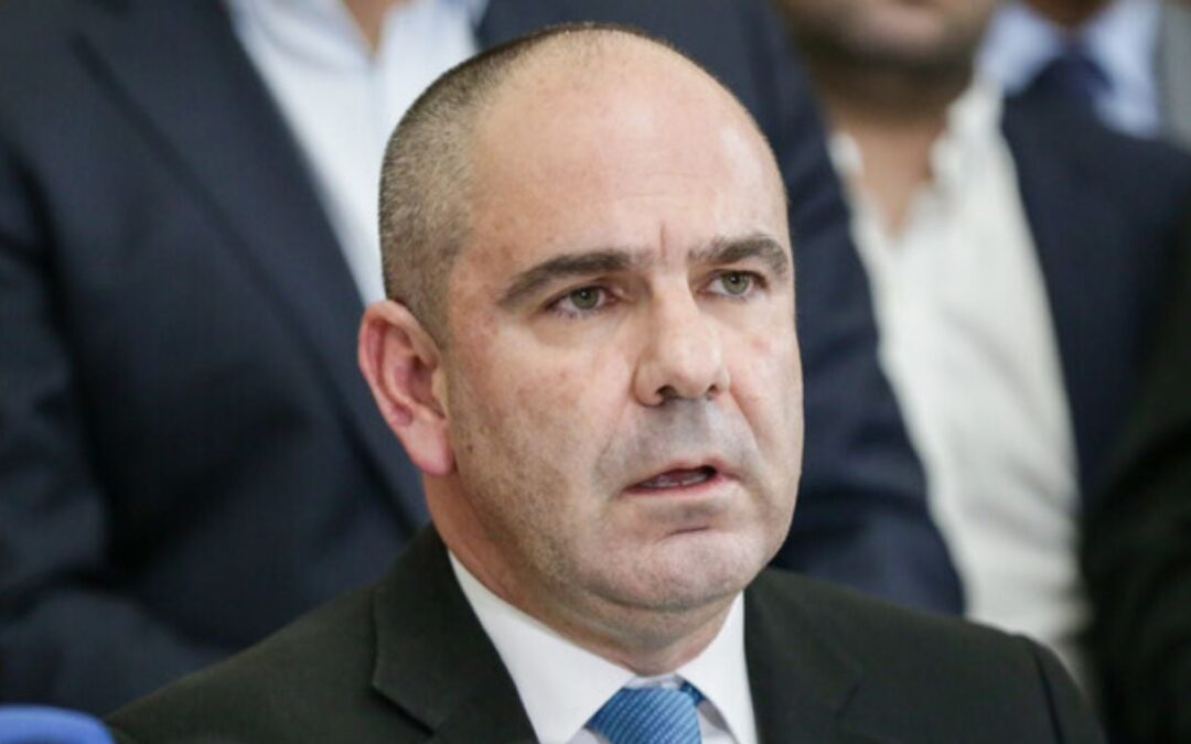 Centro Democrático inicia consulta a 4.818 militantes para escoger dos candidatos presidenciales