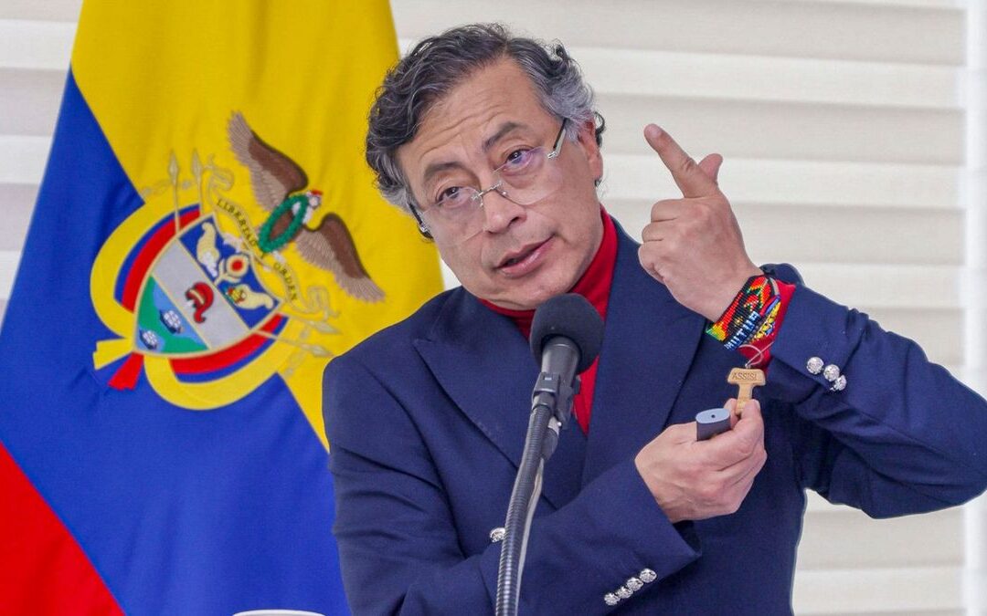 Reforma laboral: Petro asegura que ya rige el horario nocturno desde las 7 p.m.