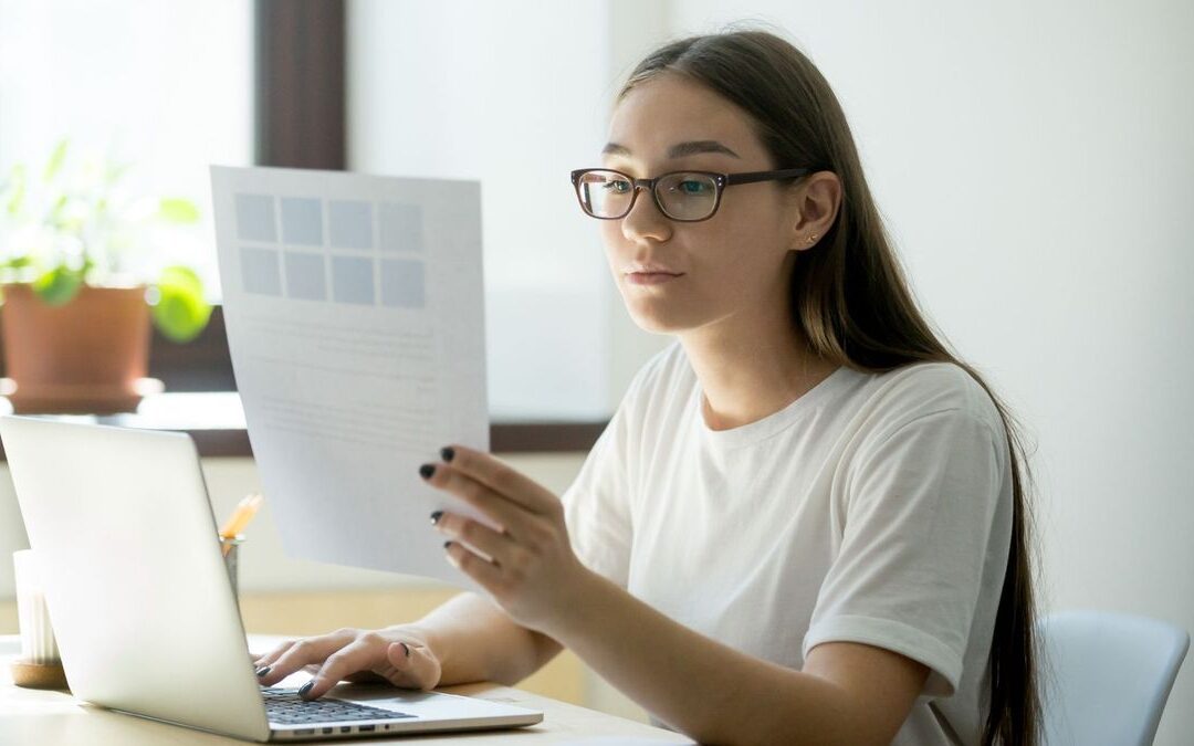 Cómo hacer una hoja de vida moderna y efectiva para conseguir empleo en Colombia en 2026