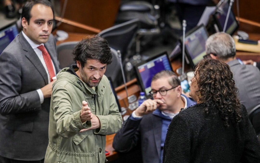 Hoy se cierra la inscripción de candidatos para el Congreso en 2026 y solo tres listas al Senado han sido aceptadas oficialmente