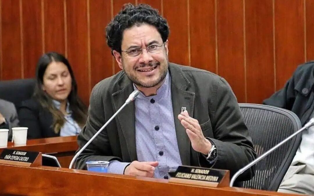 Iván Cepeda se consolida como líder de intención de voto presidencial en Colombia