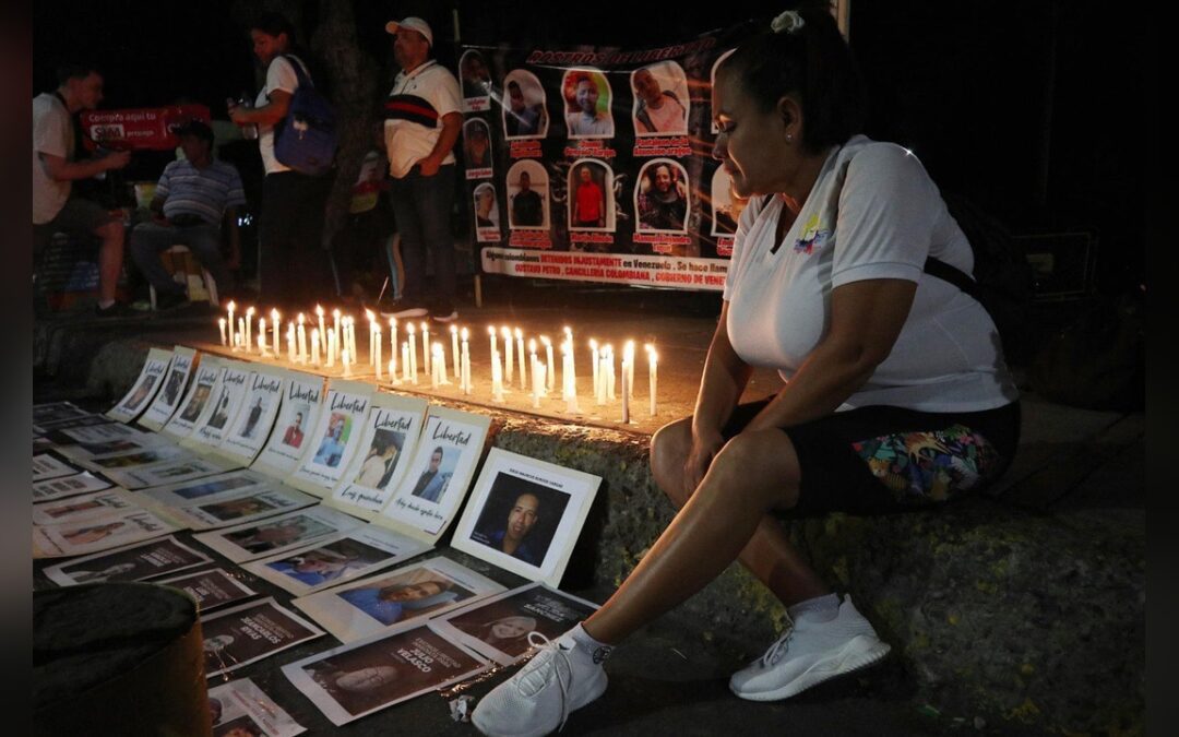 Con vigilia en la frontera, colombianos claman por la liberación de presos en Venezuela