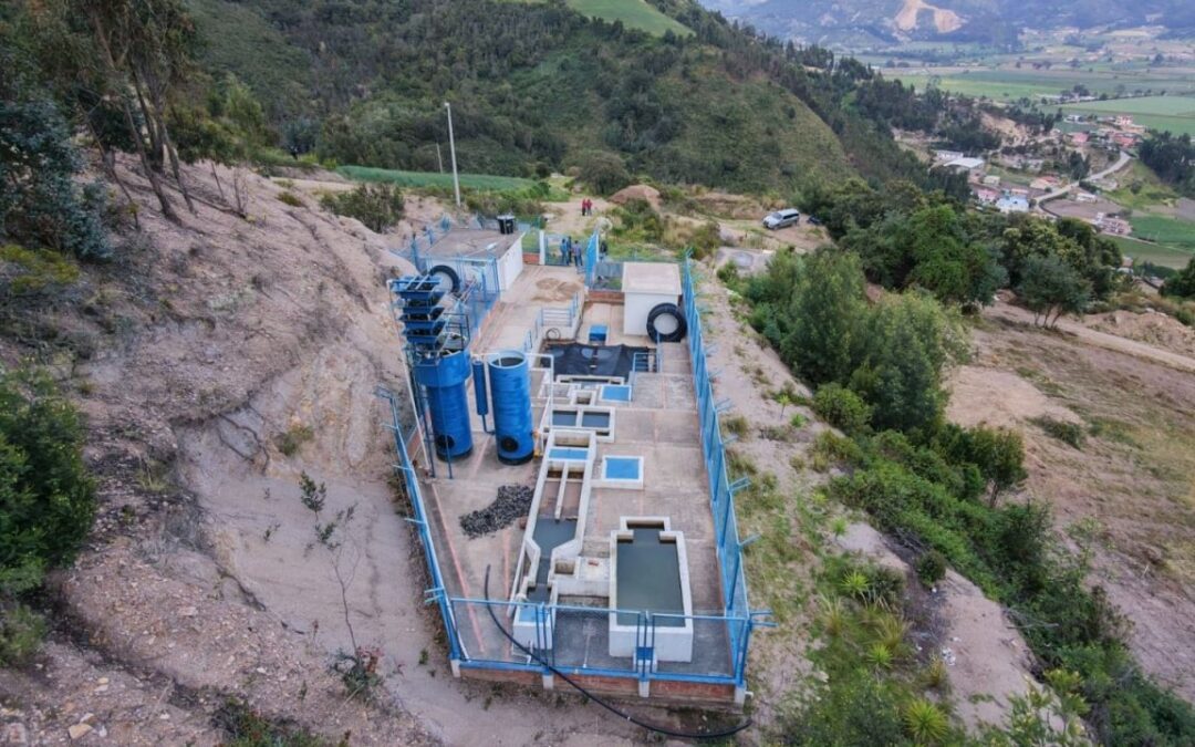 Avanzan en un 80% las obras de 18 acueductos veredales de Samacá