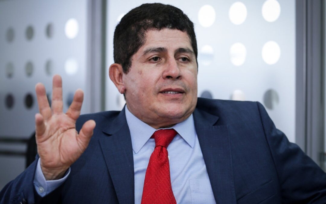 Alcaldes prenden las alarmas por recorte de recursos para educación, salud y programas sociales