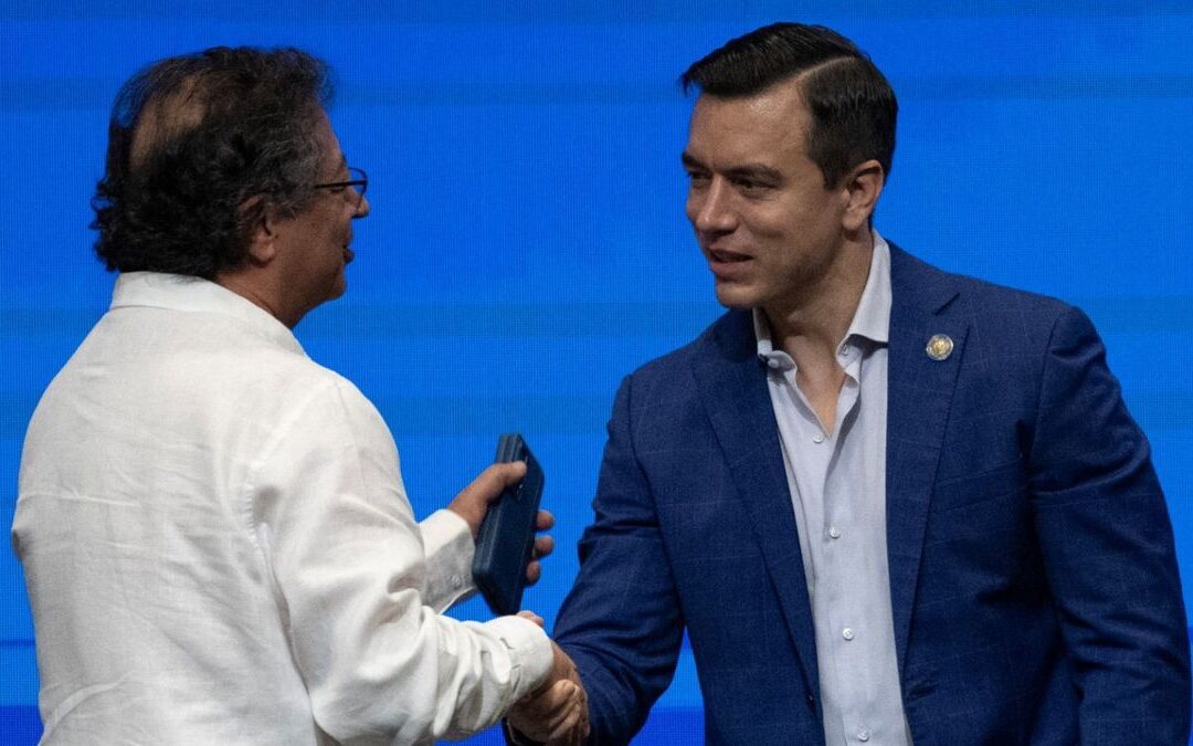 Gobierno alista decreto para imponer aranceles del 30 % a nuevos productos de Ecuador