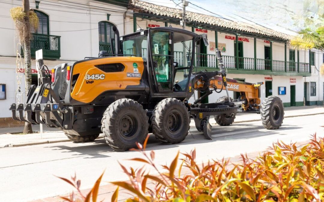 Alcaldesa de Firavitoba consiguió una motoniveladora con la Gobernación para su municipio #Tolditos7Días