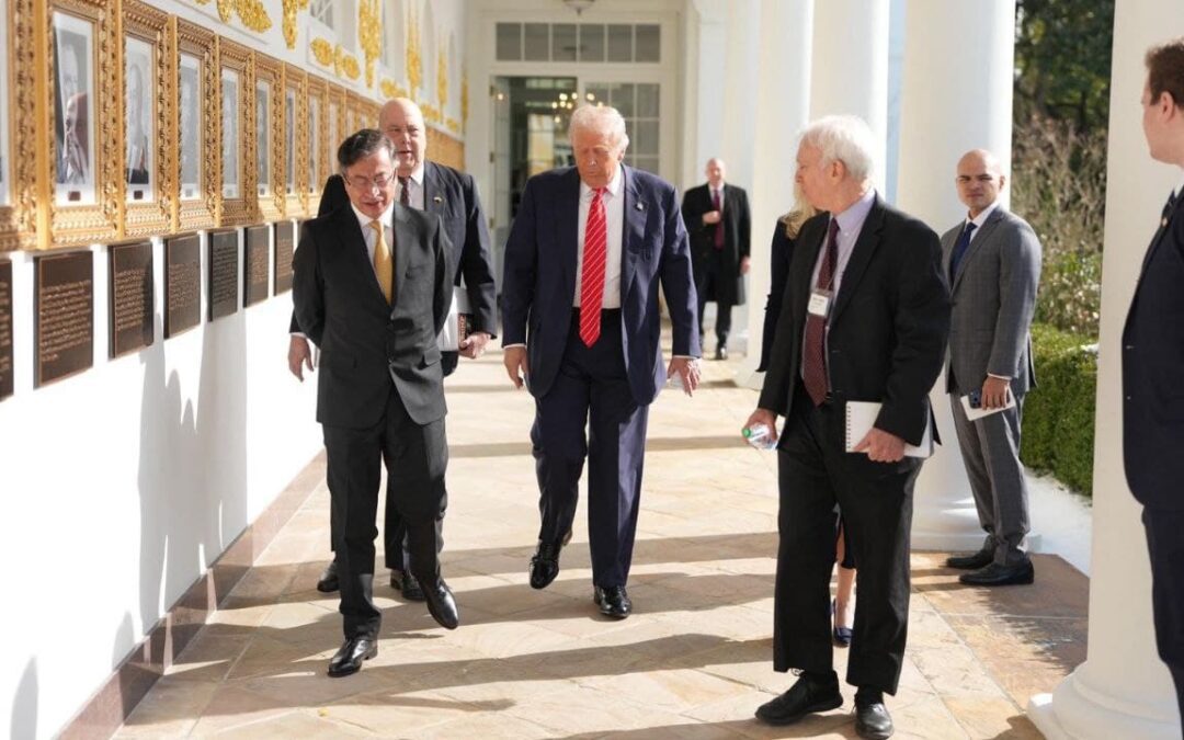 Petro dice que Trump aceptó mediar para recomponer su relación con Noboa