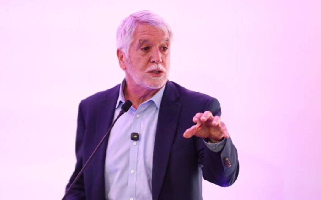 “Fortalecimiento radical de Fuerzas Armadas”: la primera medida de Peñalosa si llega a la Presidencia