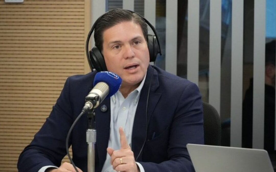 “Mañana mismo podría tomar la silla del presidente”: Pinzón confirma su permanencia en la Gran Consulta