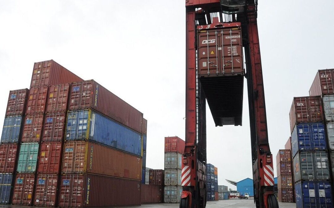 Exportaciones de Colombia en 2025 crecieron 1,3%, pese a la caída del sector minero-energético