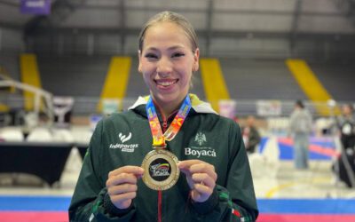 Sogamoseña Angélica Ospina se corona campeona nacional de karate en Bogotá