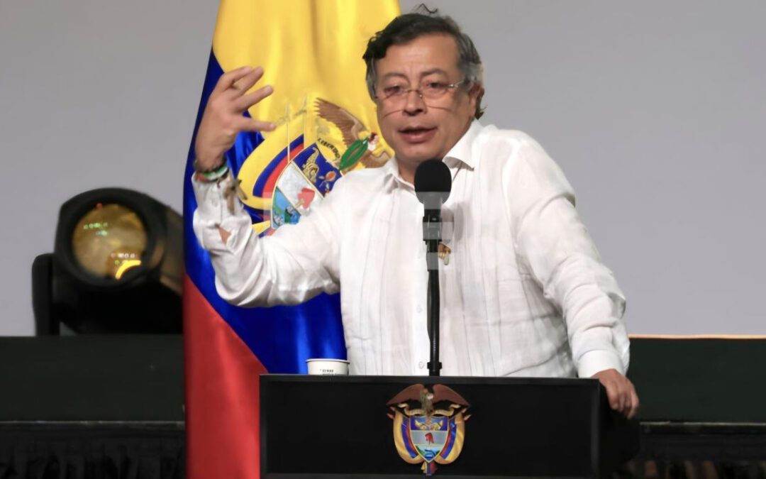 El presidente Petro dice que en Colombia no existe una sola investigación sobre presuntos vínculos suyos con narcotraficantes
