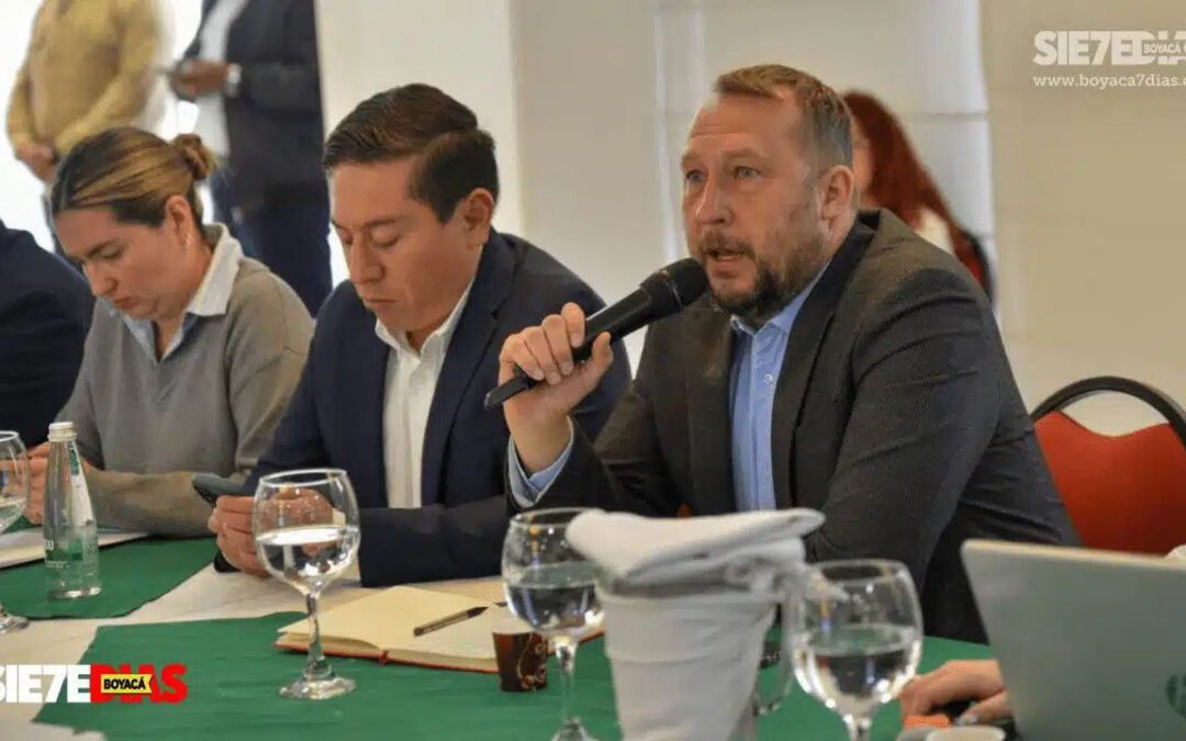 Mikhail Krasnov exige que el alcalde encargado que lo reemplace sea de su equipo de Gobierno #Tolditos7Días