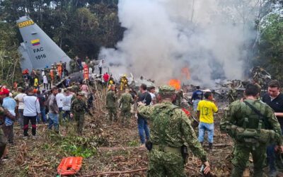 Suben a 68 los muertos en accidente aéreo en Colombia tras hallazgo de dos cuerpos