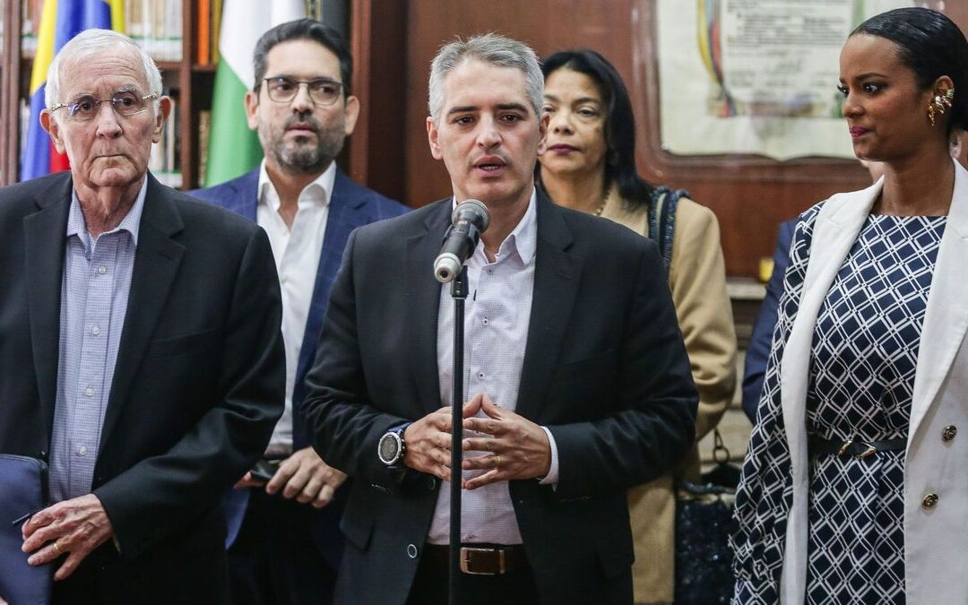 “Si Antioquia resiste, Colombia se salva”: Rendón responde a críticas contra el departamento y señala efectos del paro minero en la seguridad