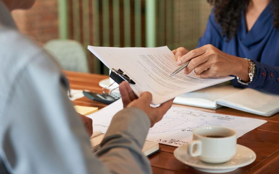 Colombia Compra Eficiente desmiente contratos “a dedo” por $31 billones y aclara alcance real de asociaciones público populares