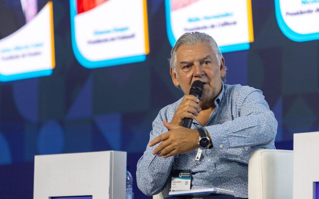 Fenalco advierte que decreto del Gobierno permitiría imponer acuerdos sindicales a empresas y trabajadores