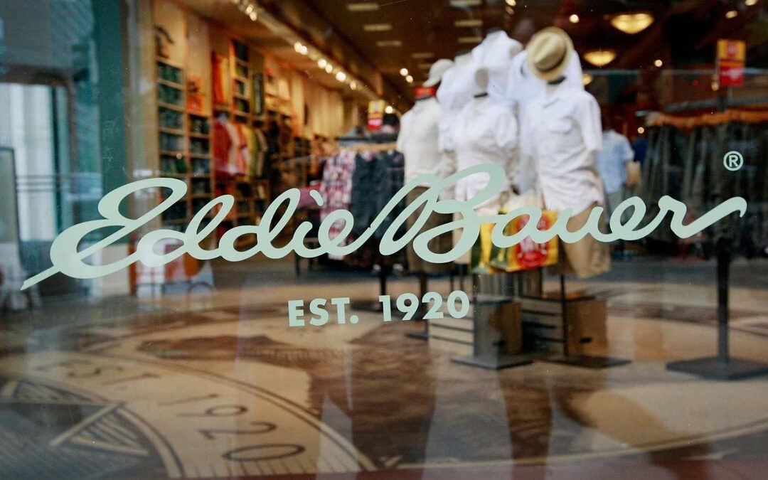 Reconocida tienda de ropa se declaró en quiebra y cerrará 174 locales en medio de fuerte caída del consumo