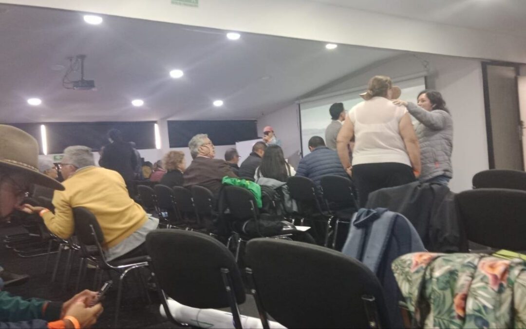 En medio del paro por avalúo catastral, avanza reunión en Bogotá mientras persisten algunos bloqueos en Boyacá