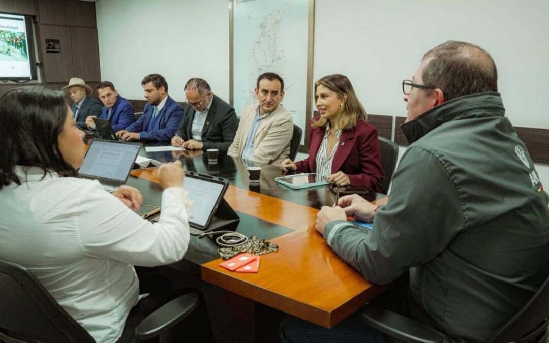 ANI y Alcaldía de Duitama afinan medidas para reducir riesgos en la operación ferroviaria