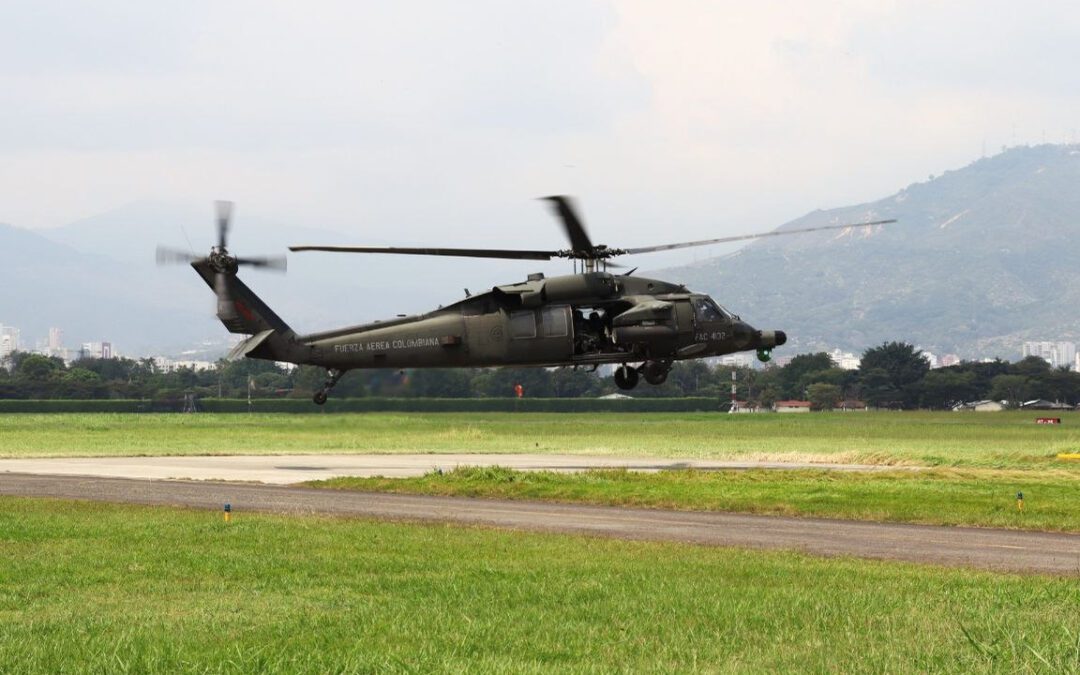 Confusión en plan de vuelo causó incidente con helicóptero militar en aeropuerto de Bogotá