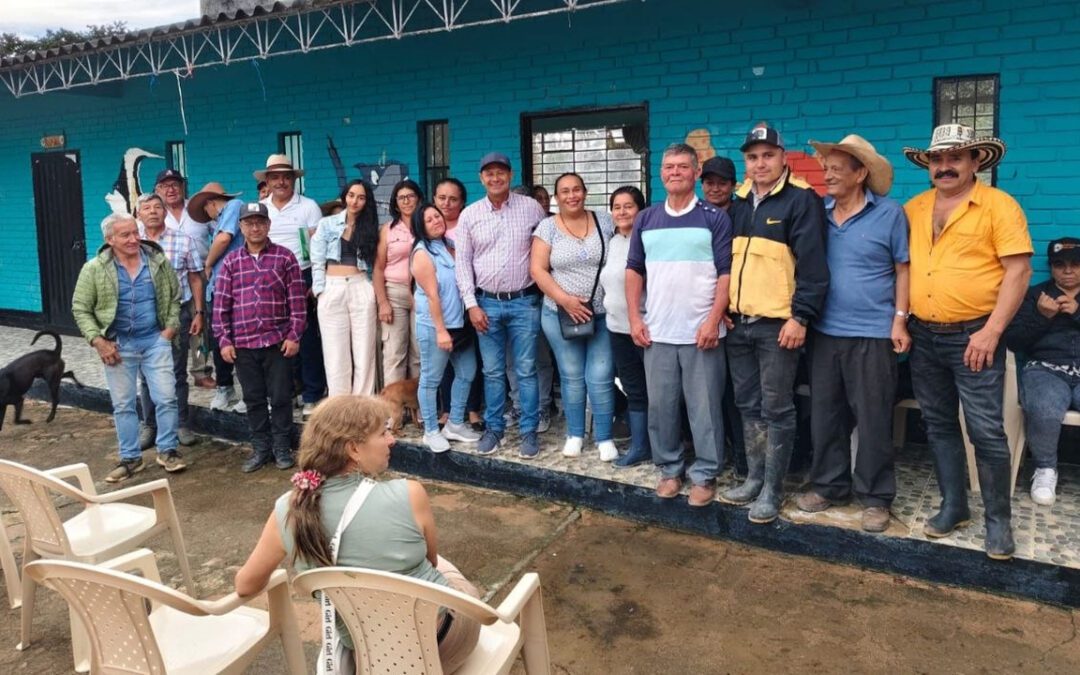 En medio de unidad comunitaria, la vereda Santo Domingo de San José de Pare eligió su Junta de Acción Comunal #Tolditos7Días