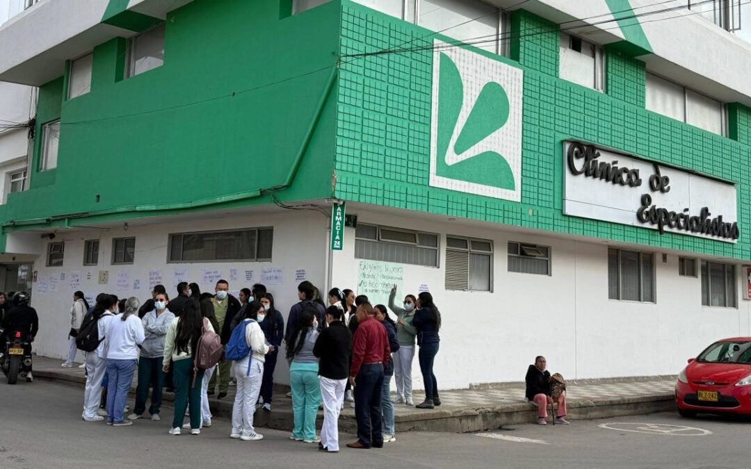 Clínica de Especialistas de Sogamoso enfrenta crisis por millonaria deuda de las EPS: trabajadores llevan más de cinco meses sin salario