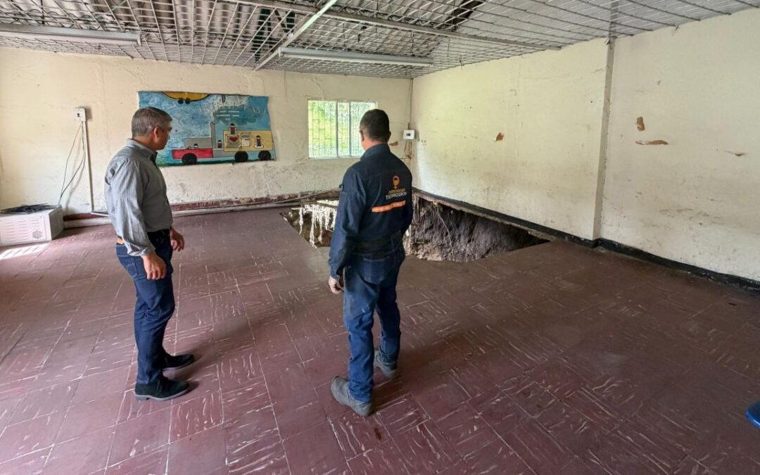 Sigue la emergencia en Samacá por las lluvias: daños en infraestructura, vías y cultivos