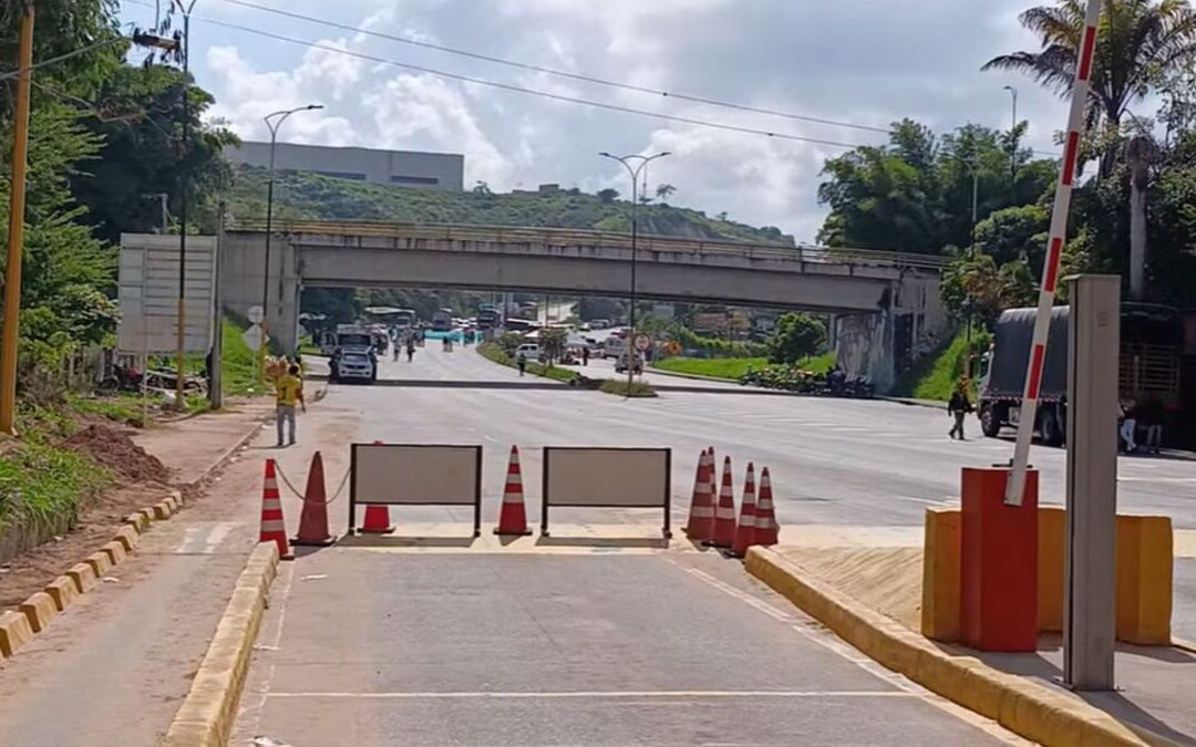 Precio del huevo subiría en Colombia por bloqueos del predial, advierte sector avícola