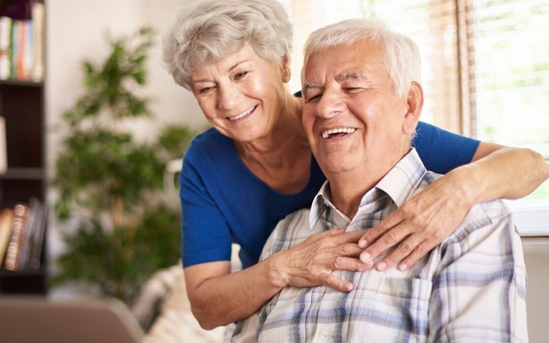 Pensionados tienen estos servicios gratis por afiliación a caja de compensación