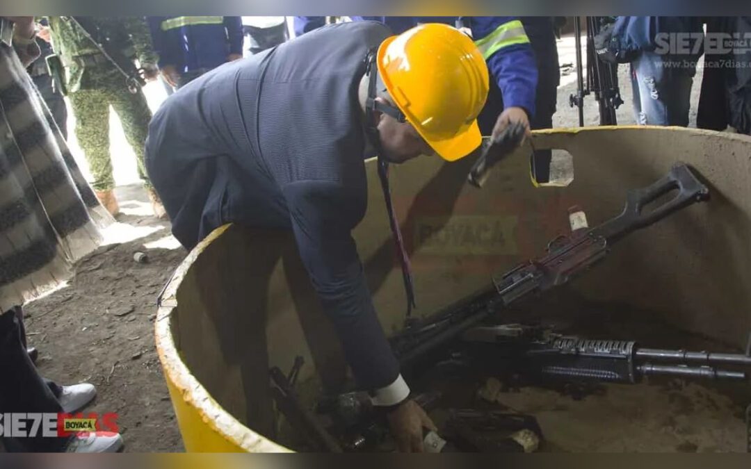 Más de 20.000 armas incautadas serán fundidas mañana en la planta de Diaco en Tuta