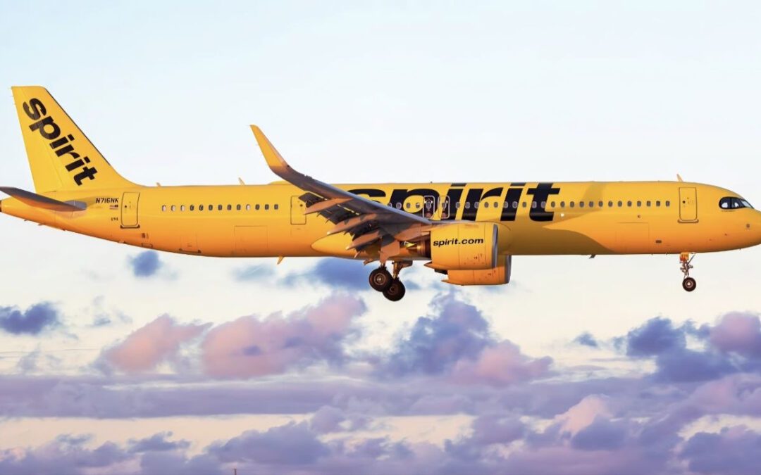 Colombia activa un plan para atender a 10.000 pasajeros afectados por cierre de Spirit