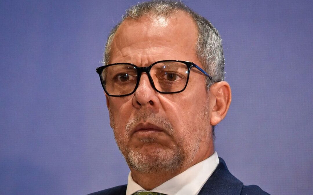 Abren proceso disciplinario en Cancillería contra el embajador en Brasil Alfredo Saade