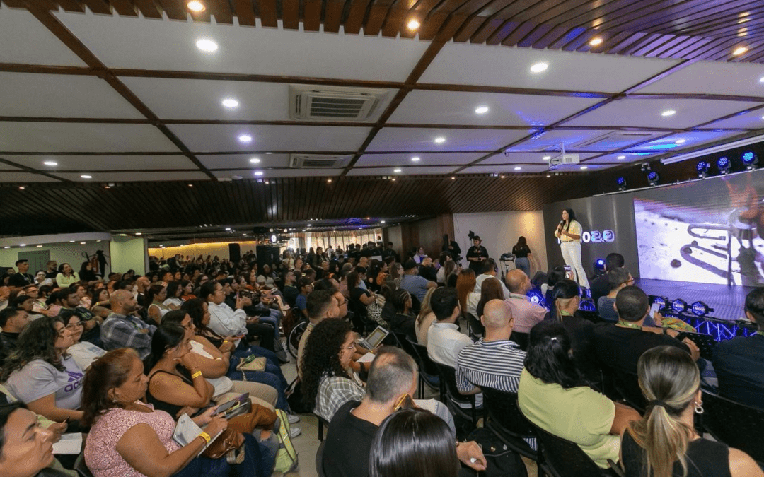 ‘No podemos normalizar que niños y niñas pasen 8 horas expuestos a riesgos como la explotación digital’: ministra Carina Murcia al explicar el proyecto de decreto de Entornos Digitales Sanos y Seguros