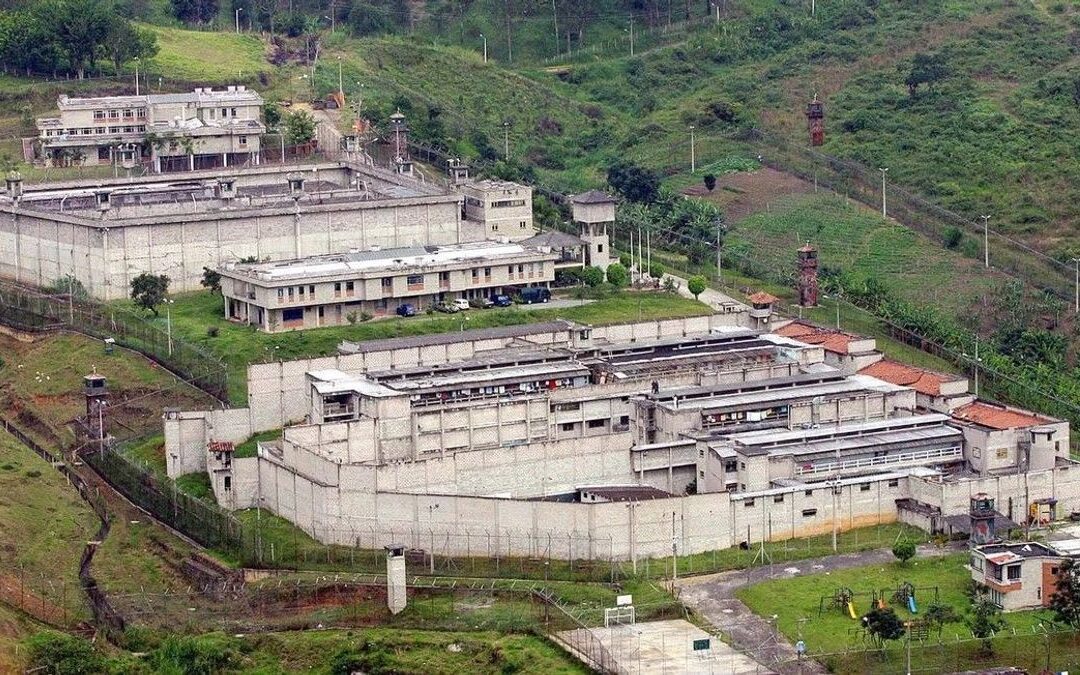 “La decisión final es del presidente, pero hay obligaciones internacionales”: Corte Suprema alerta por posible incumplimiento en proceso de paz