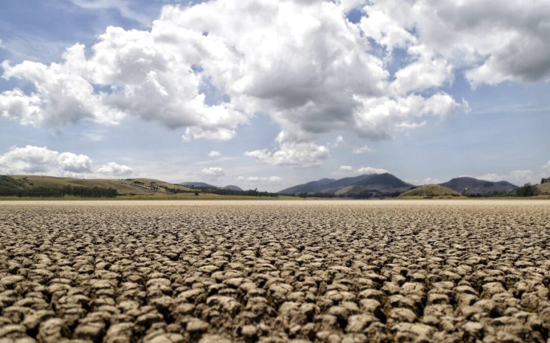 Fenómeno de El Niño: Contraloría advierte riesgo de crisis de energía y presión sobre el agua