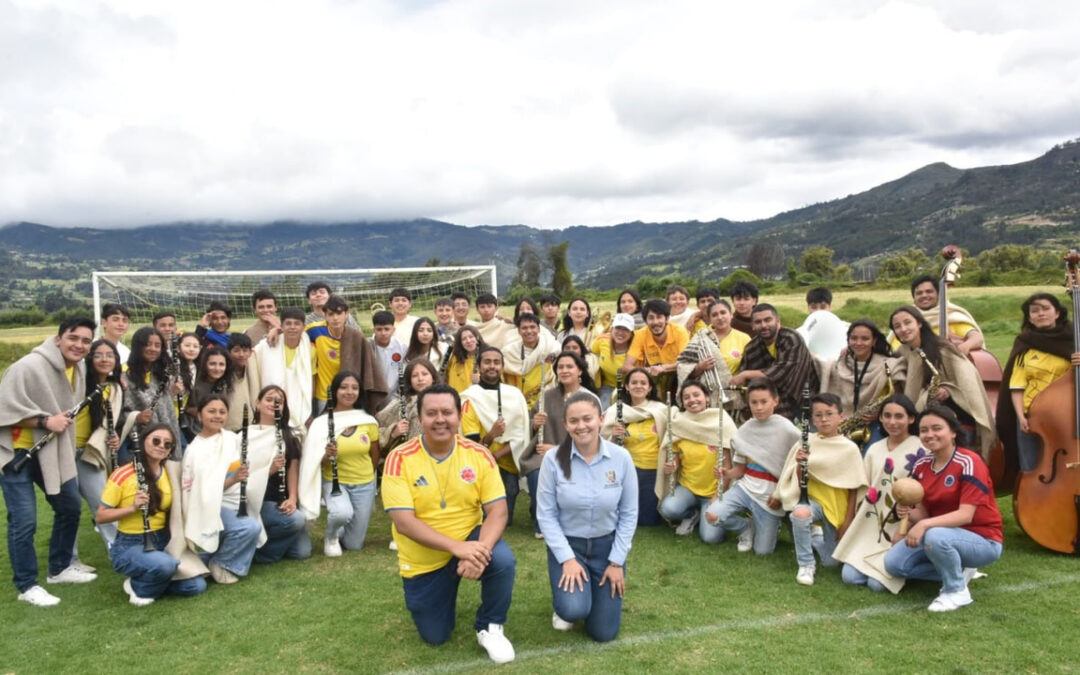 Un SOS por la Banda Sinfónica de Samacá: niños y jóvenes piden ayuda a Shakira