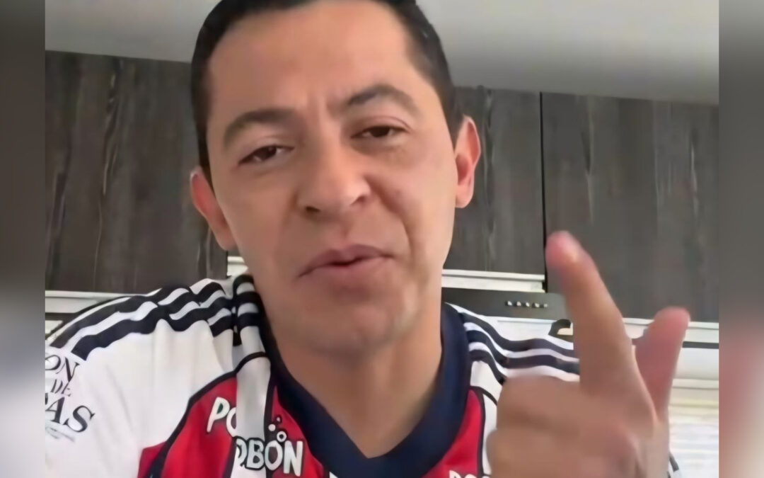 ¿Será que entutelarán a Wilmer Leal por utilizar la camiseta del Junior mientras hace proselitismo político? #Tolditos7Días