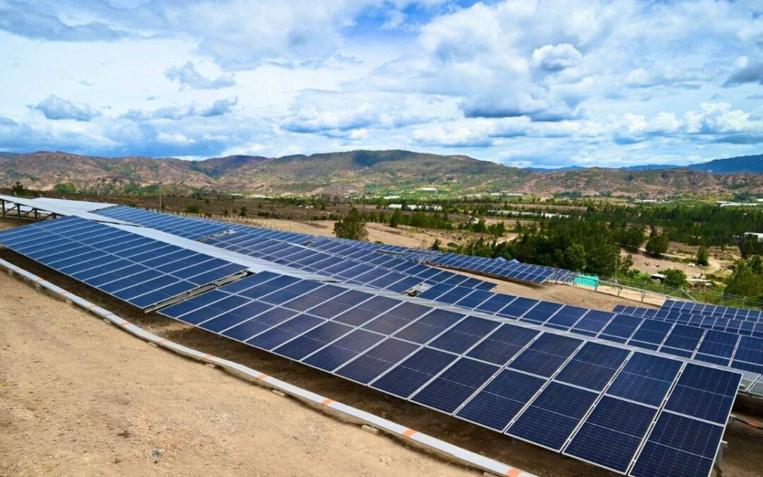 Villa de Leyva celebró sus 454 años con la puesta en marcha de la primera granja solar pública de Boyacá